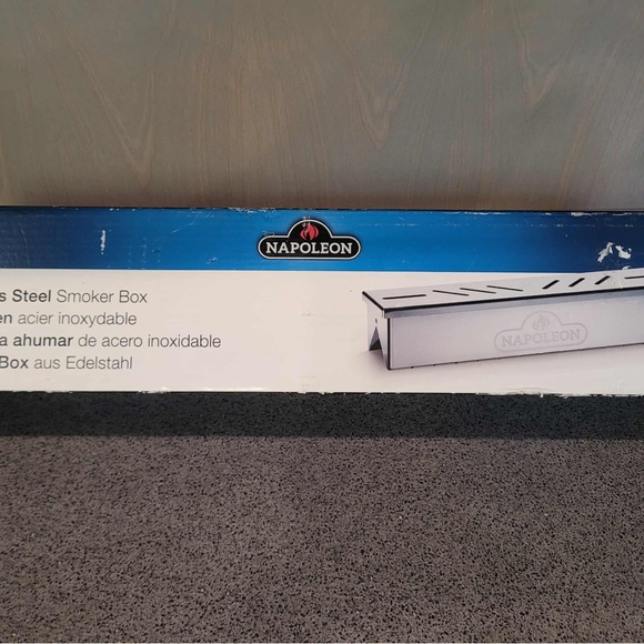 Napoleon Stainless Steel Smoker Box 67013 Grill Accessory - Picture 1 of 6